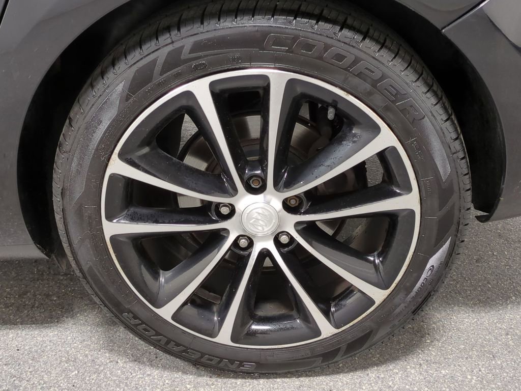 Thumbnail: 2016 Buick Verano - 14