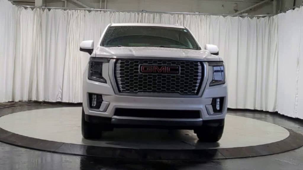 Thumbnail: 2024 GMC Yukon XL - 3