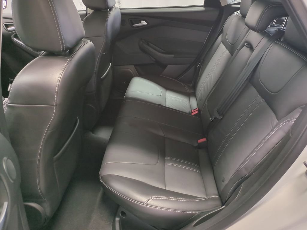 2014 Ford Focus Titanium 18