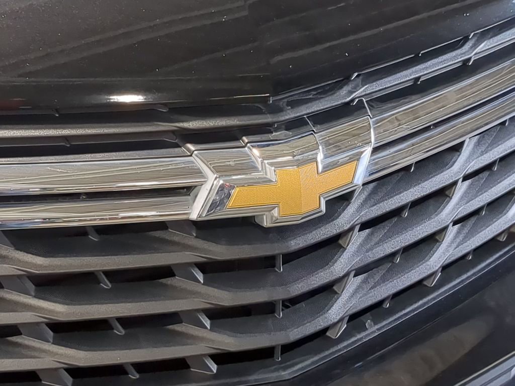 Thumbnail: 2022 Chevrolet Equinox - 23