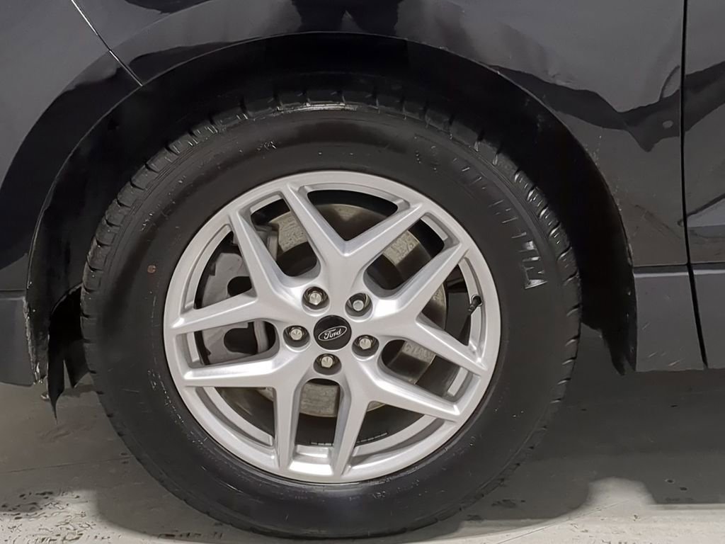 Thumbnail: 2024 Ford Edge - 21