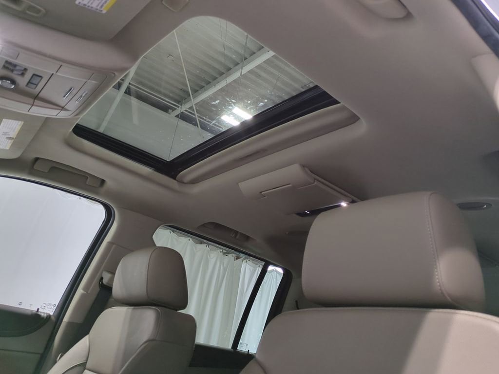 Thumbnail: 2023 Chevrolet Tahoe - 21