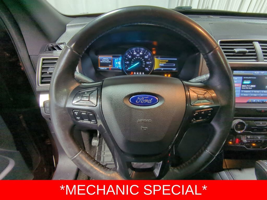 Thumbnail: 2016 Ford Explorer - 31