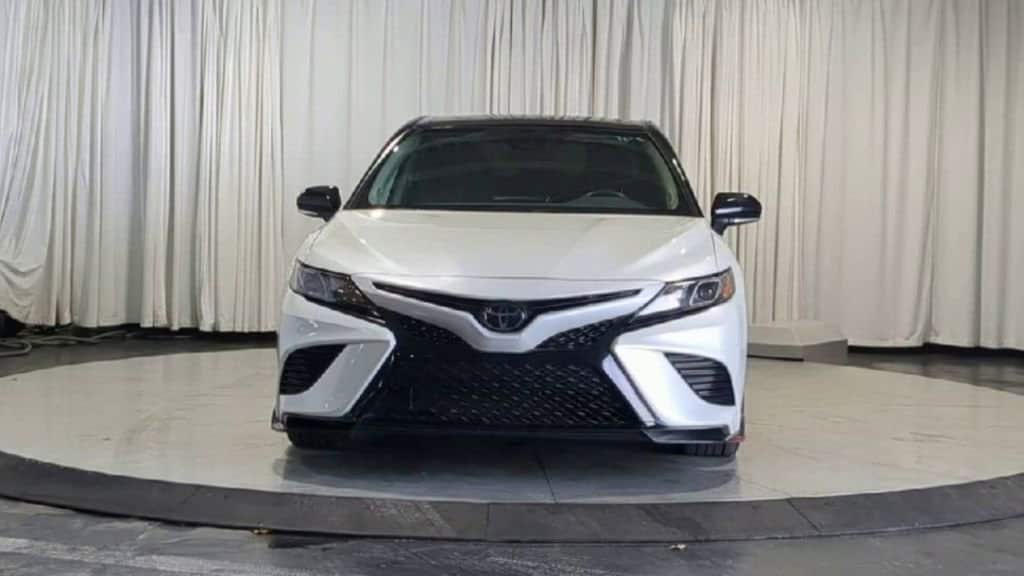 Thumbnail: 2023 Toyota Camry - 3