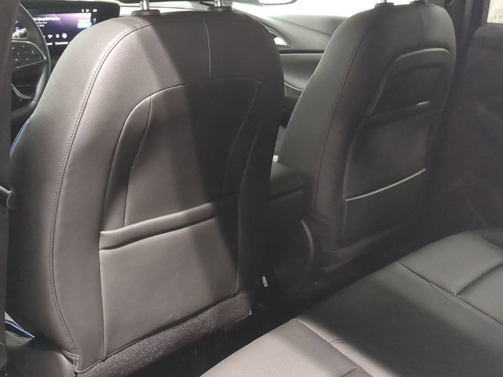 Thumbnail: 2025 Buick Encore GX - 31