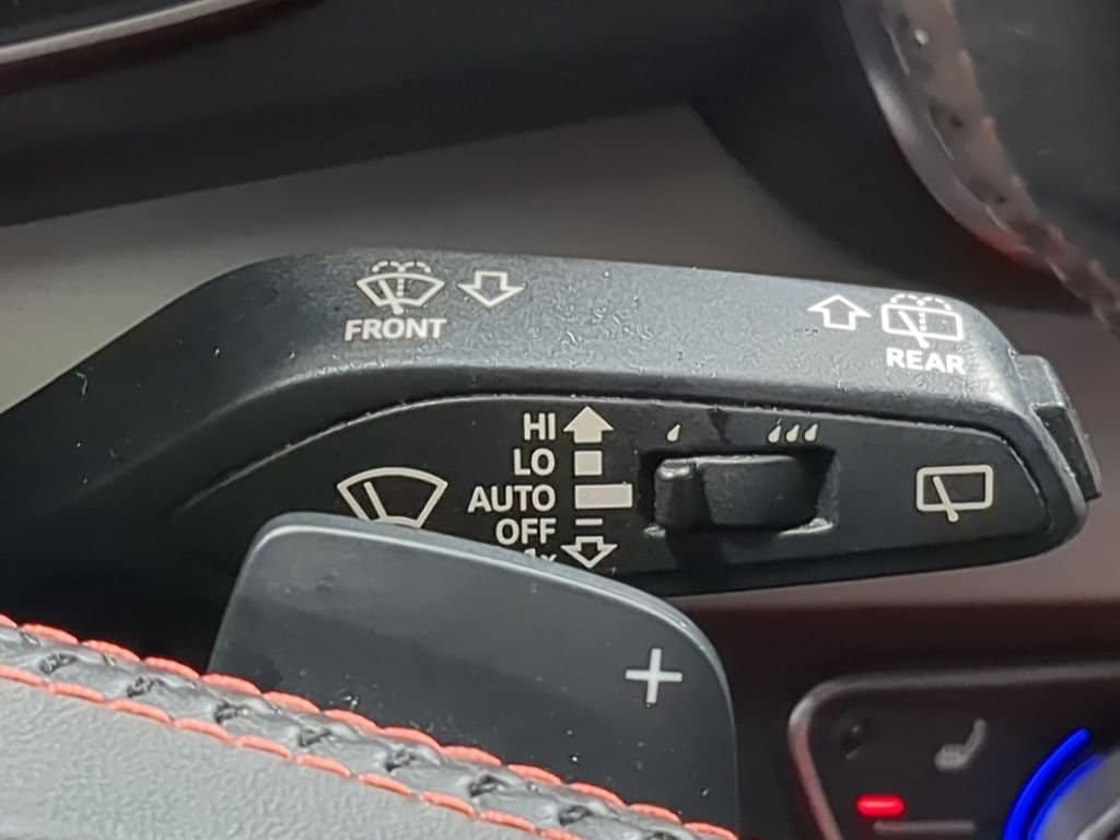 Thumbnail: 2018 Audi SQ5 - 41