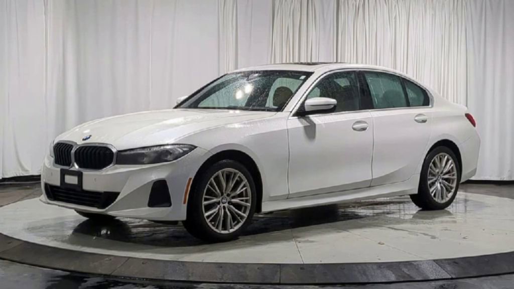 Thumbnail: 2024 BMW 3 Series - 5