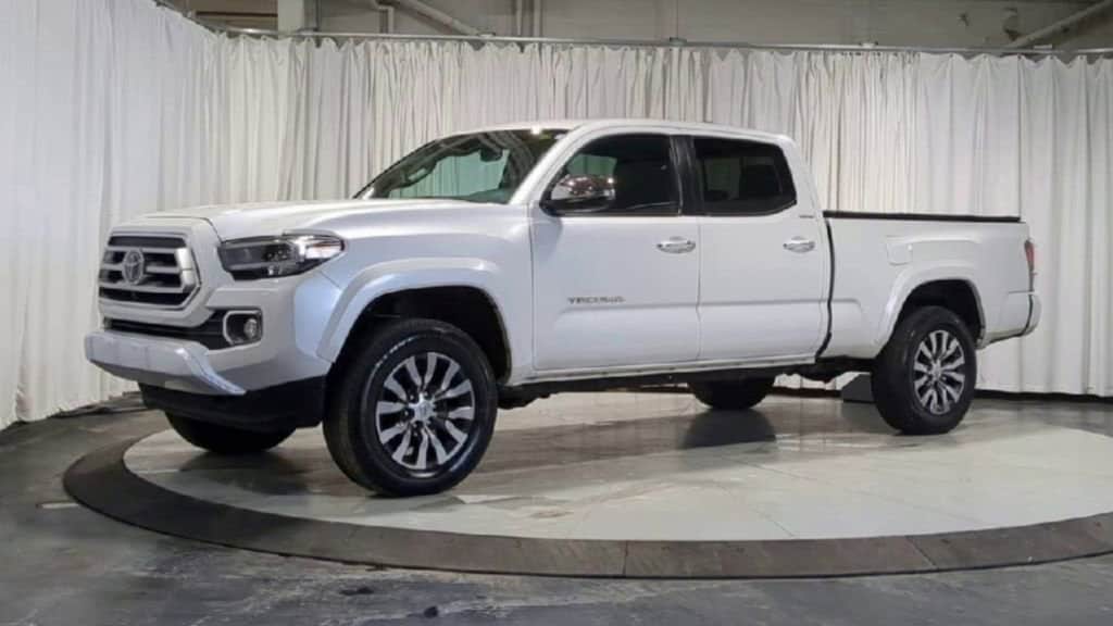 Thumbnail: 2021 Toyota Tacoma - 5