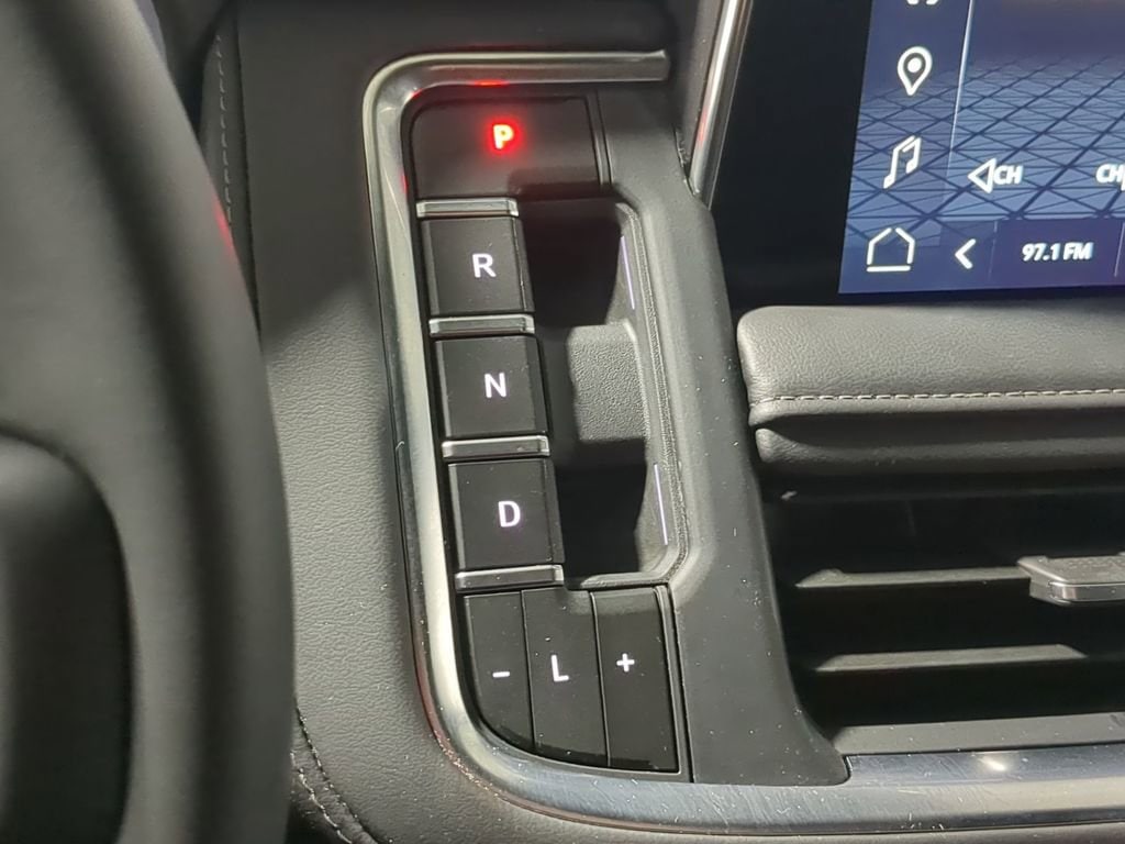 Thumbnail: 2023 GMC Yukon - 43