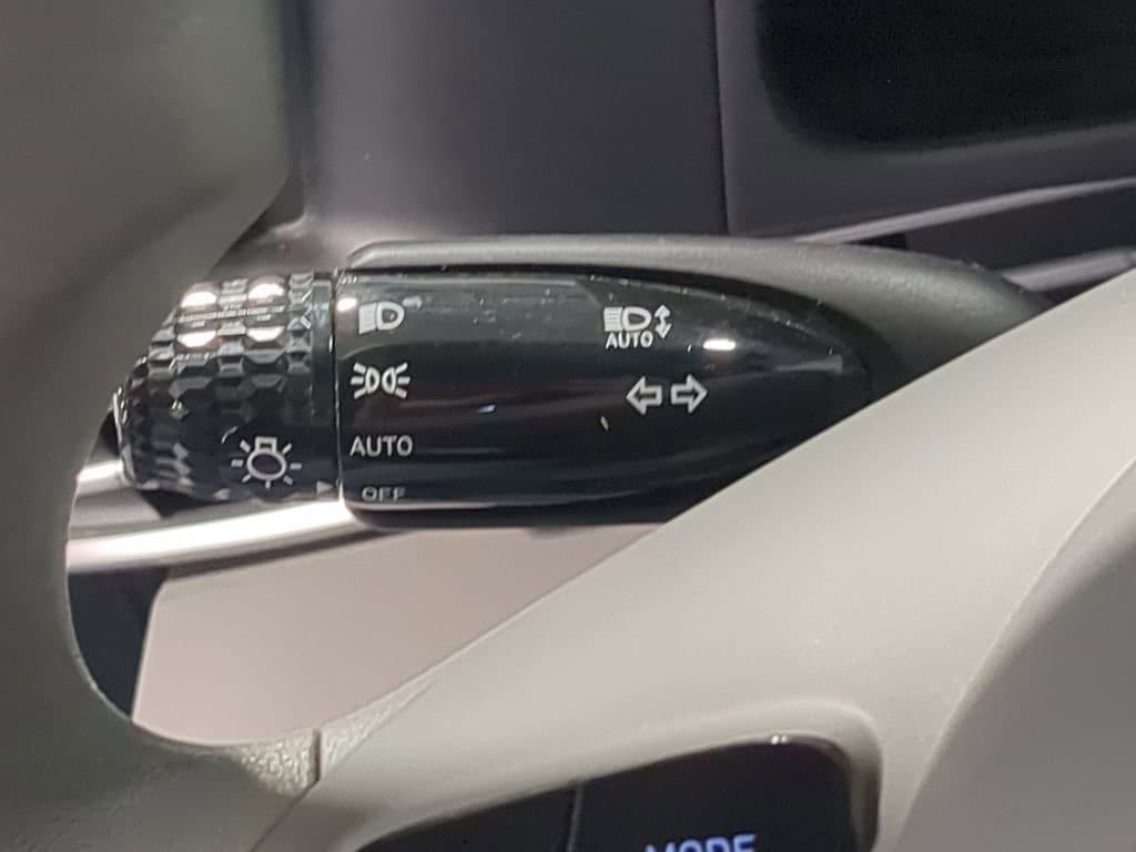 Thumbnail: 2021 Hyundai Elantra - 30