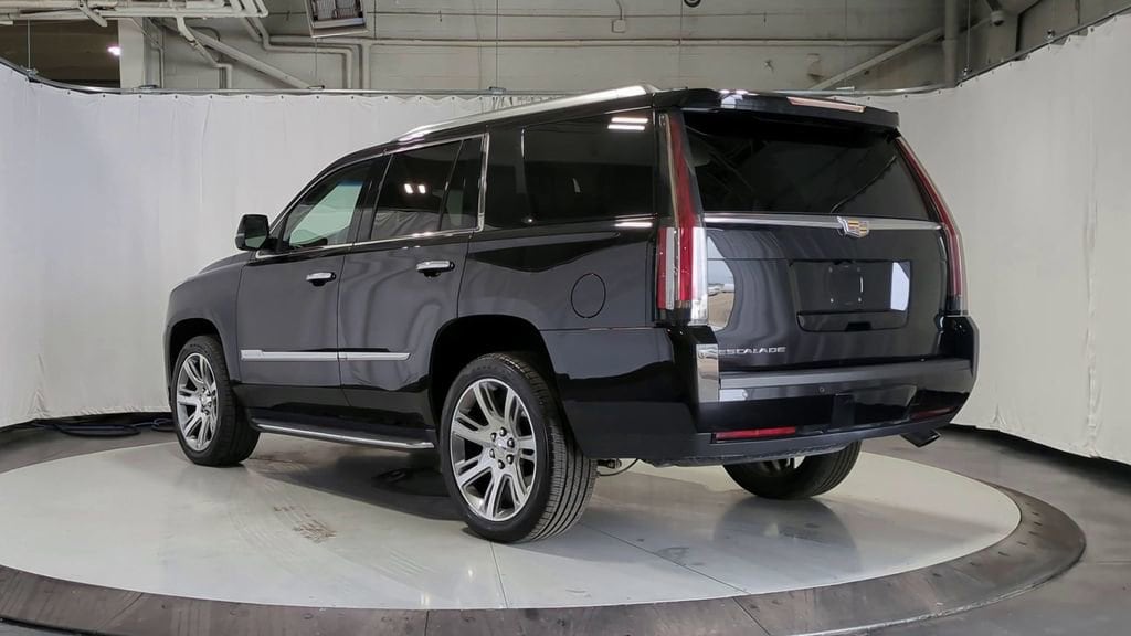 Thumbnail: 2016 Cadillac Escalade - 8