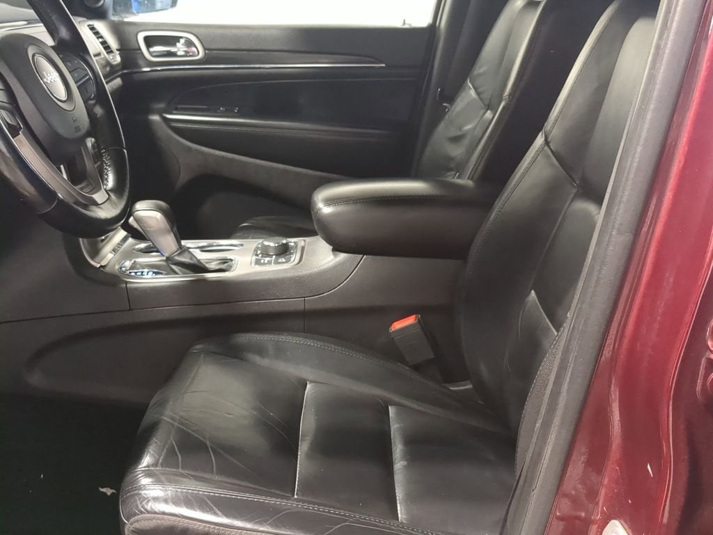 Thumbnail: 2021 Jeep Grand Cherokee - 24