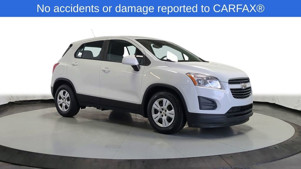 Thumbnail: 2016 Chevrolet Trax - 2