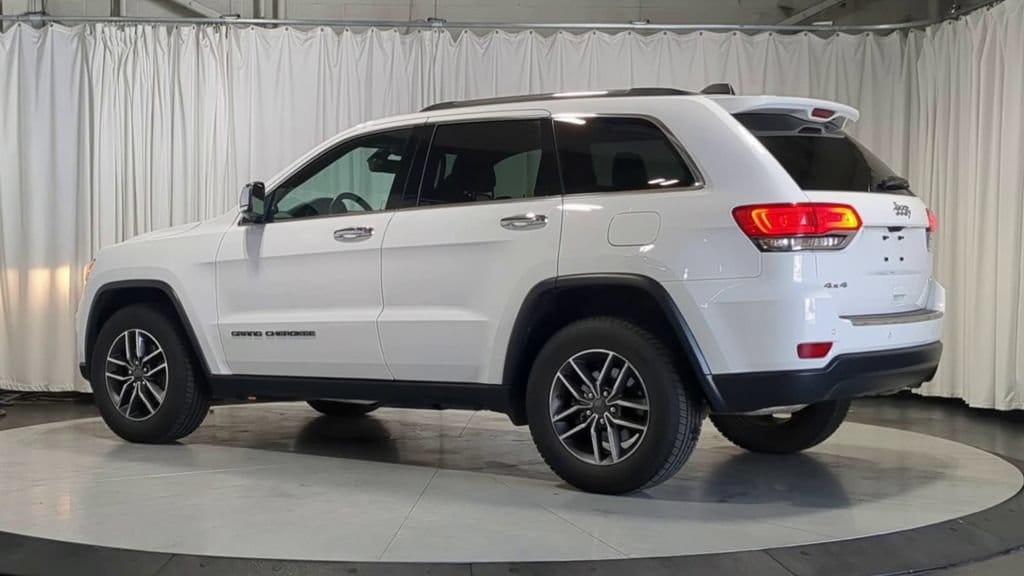 Thumbnail: 2019 Jeep Grand Cherokee - 8