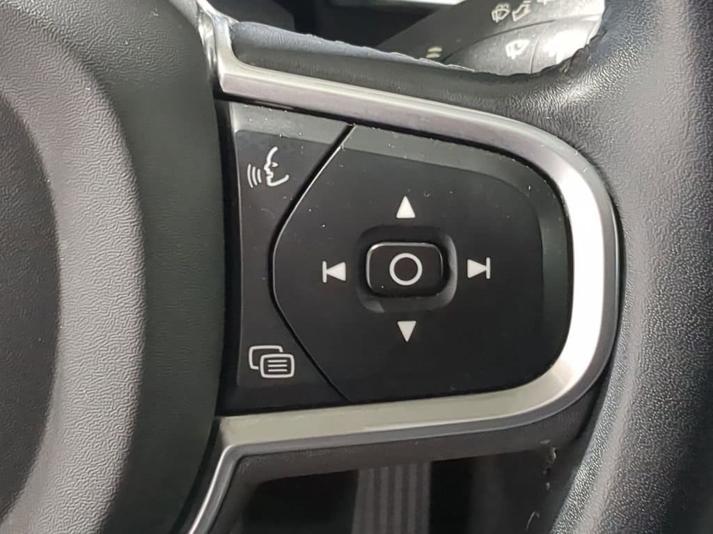 Thumbnail: 2020 Volvo XC60 - 31