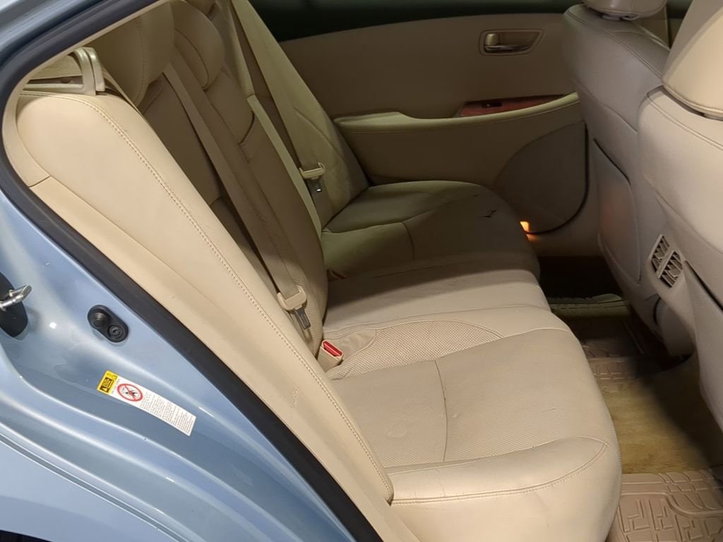 Thumbnail: 2011 Lexus ES - 24