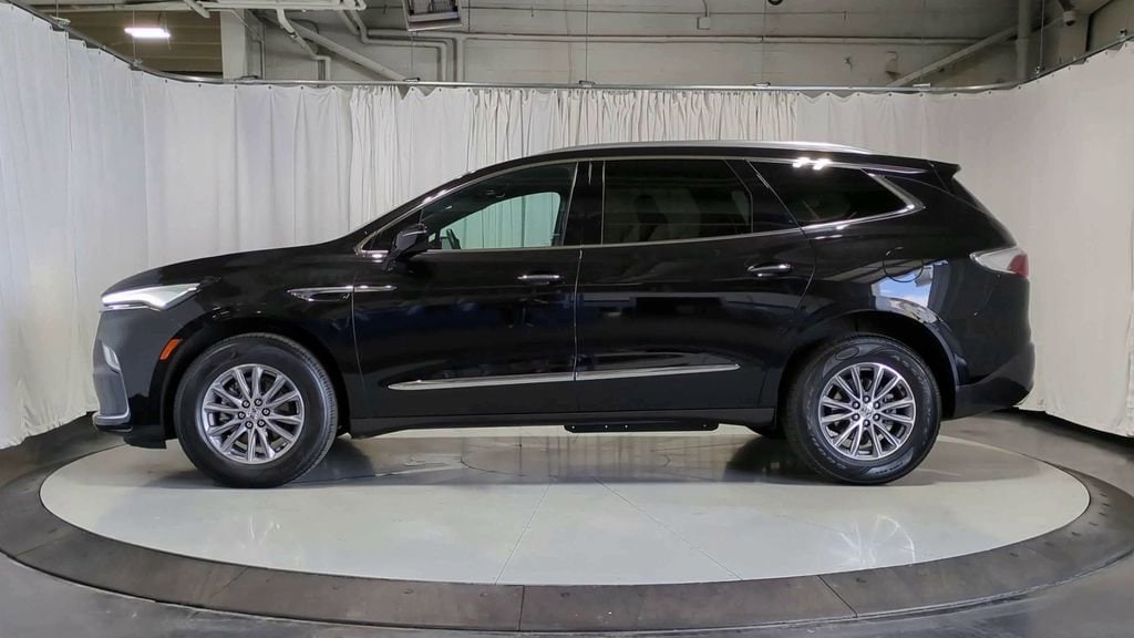 Thumbnail: 2023 Buick Enclave - 6