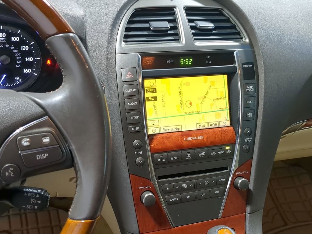 Thumbnail: 2011 Lexus ES - 33