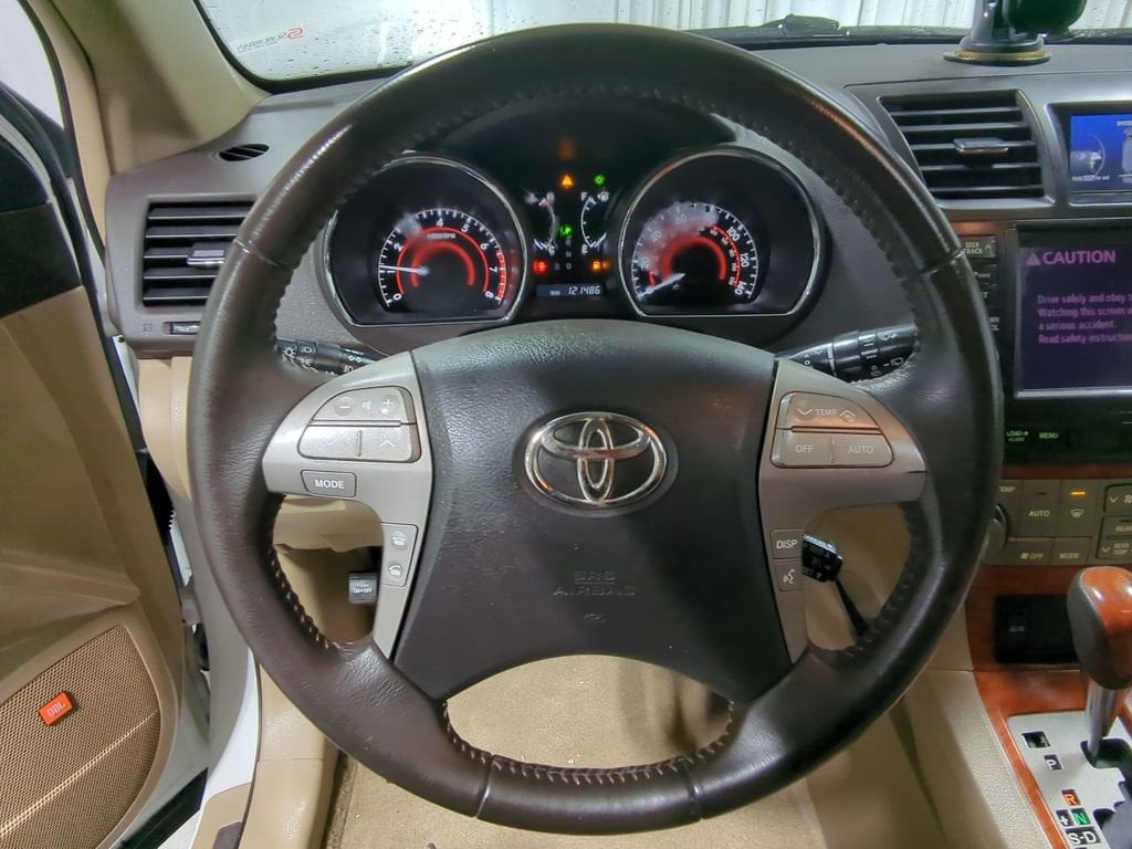 Thumbnail: 2010 Toyota Highlander - 36