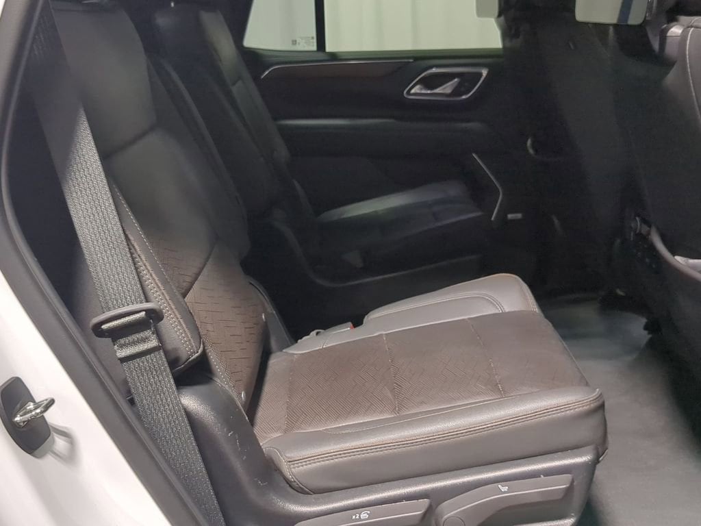 Thumbnail: 2023 Chevrolet Tahoe - 34