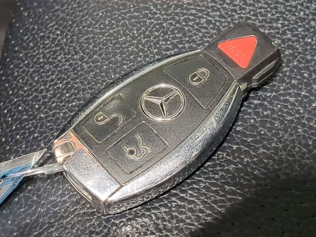 Thumbnail: 2017 Mercedes-Benz C-Class - 37