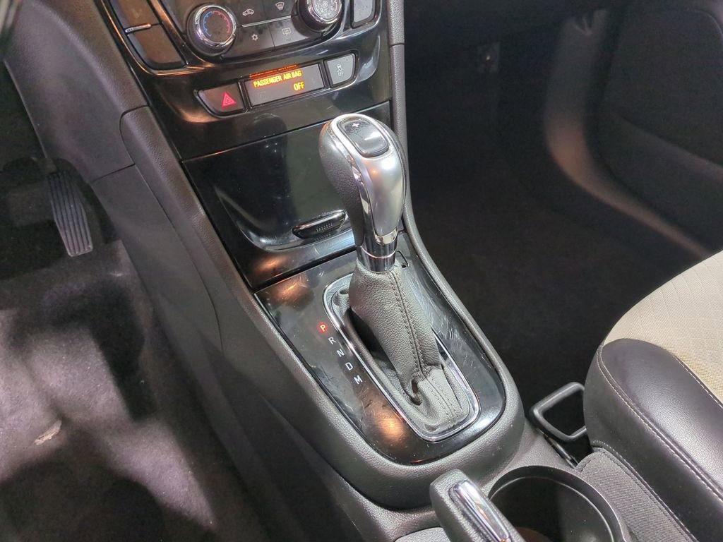 Thumbnail: 2018 Buick Encore - 36