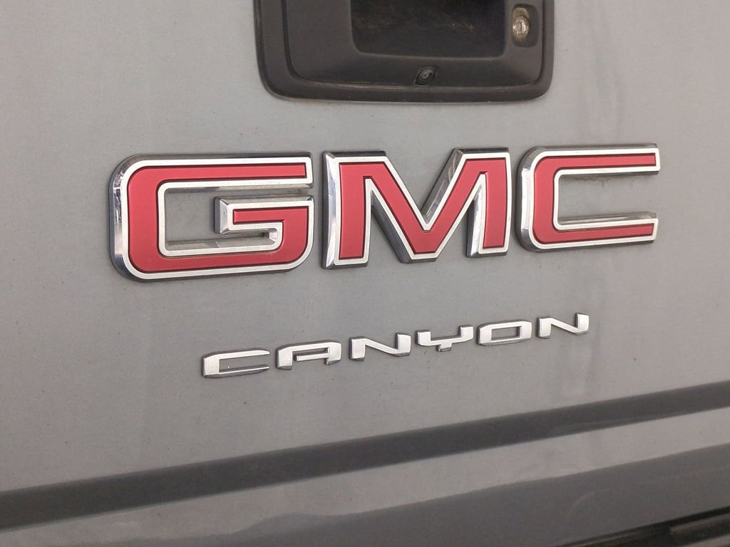 2022 GMC Canyon Elevation 11