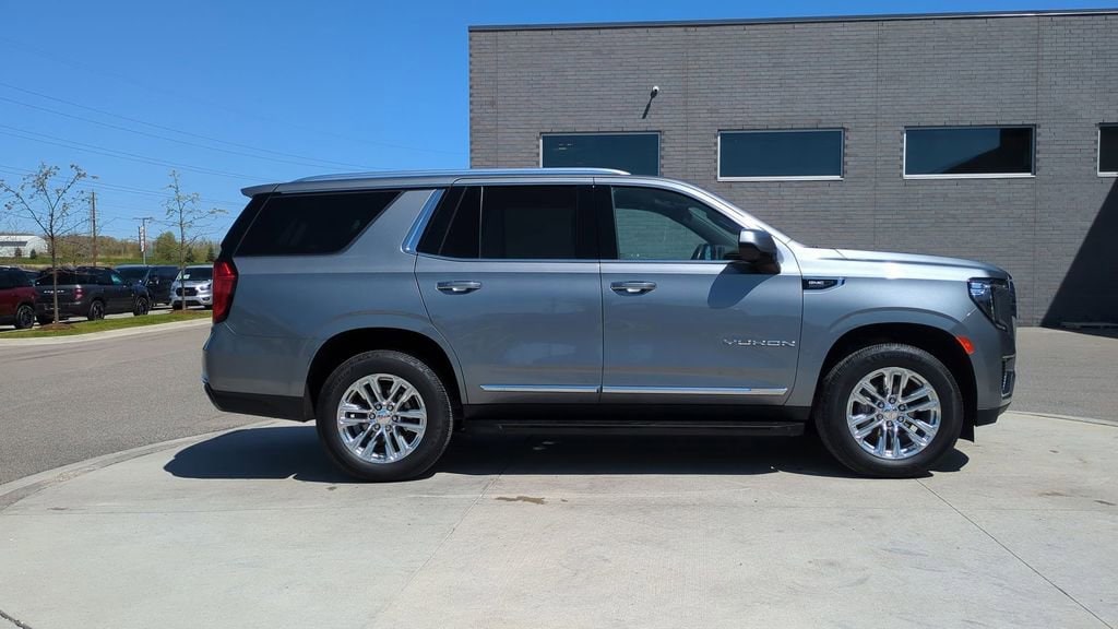 Thumbnail: 2022 GMC Yukon - 8