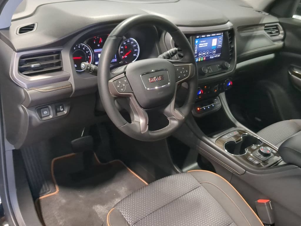 Thumbnail: 2023 GMC Acadia - 10