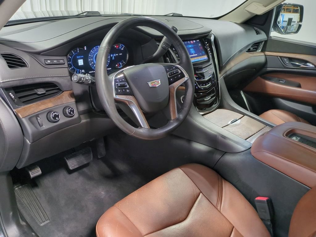 Thumbnail: 2016 Cadillac Escalade - 12