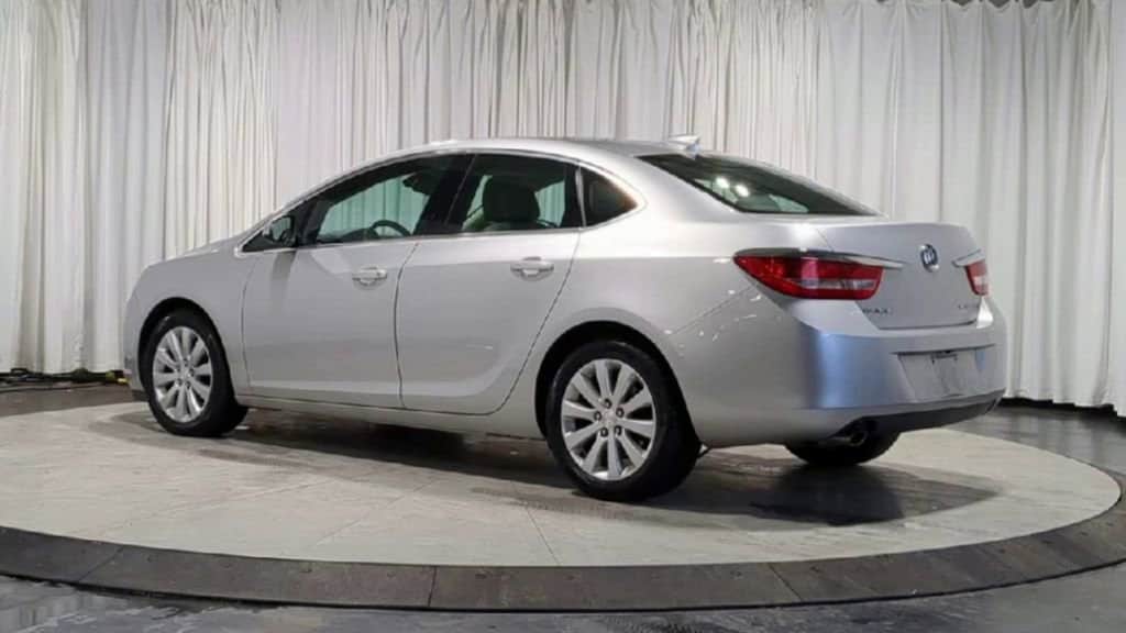 Thumbnail: 2016 Buick Verano - 7