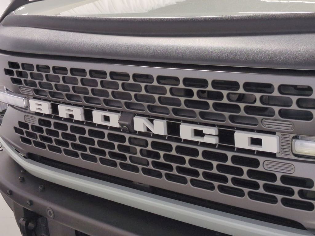Thumbnail: 2022 Ford Bronco - 15