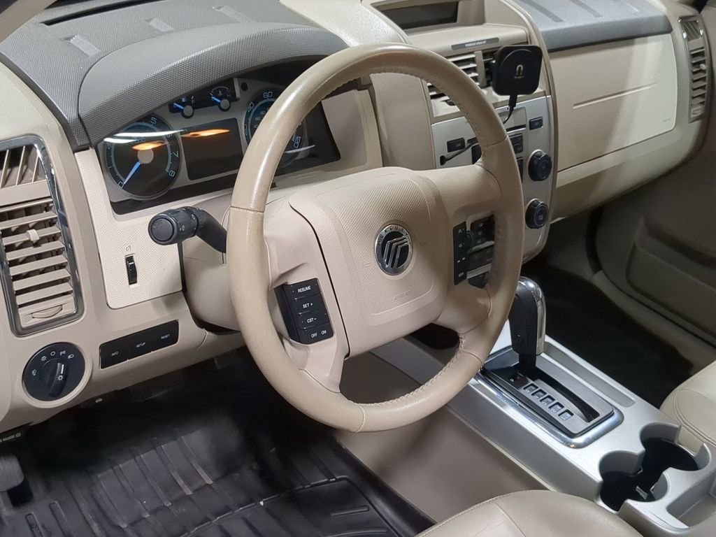 Thumbnail: 2008 Mercury Mariner - 11