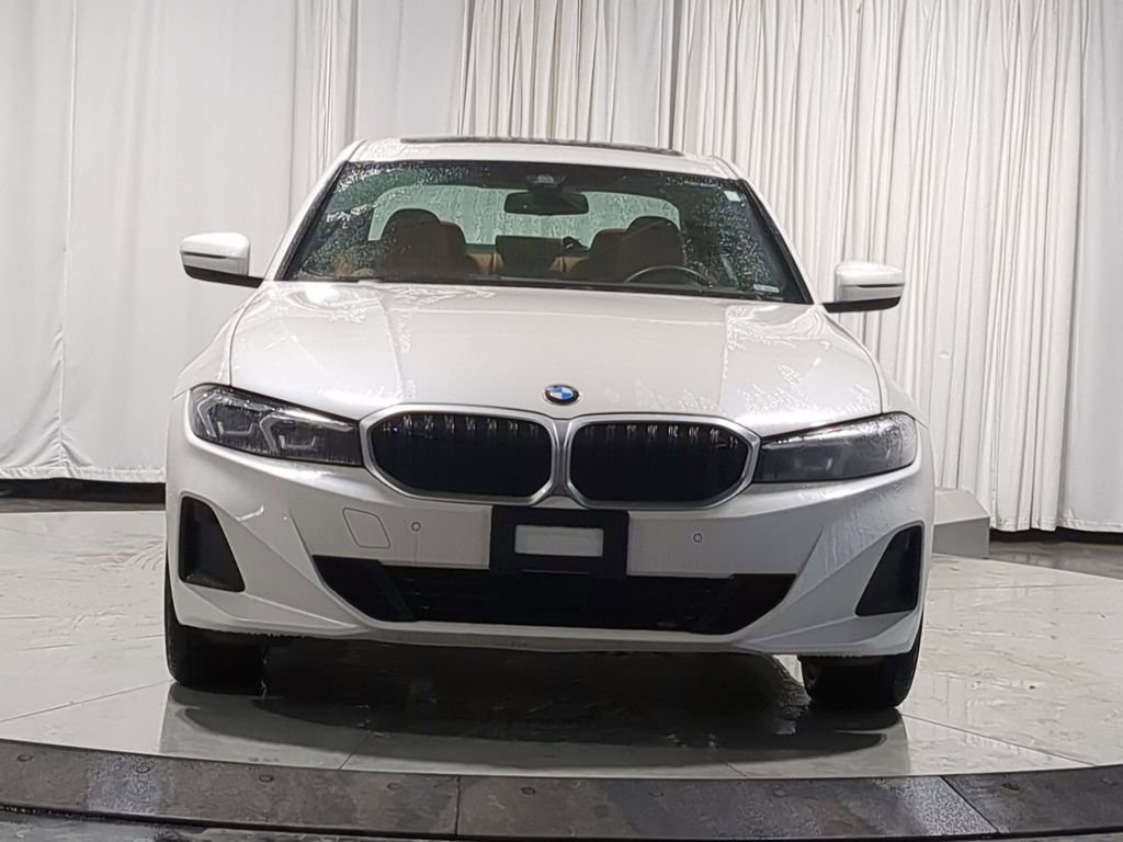 Thumbnail: 2024 BMW 3 Series - 21