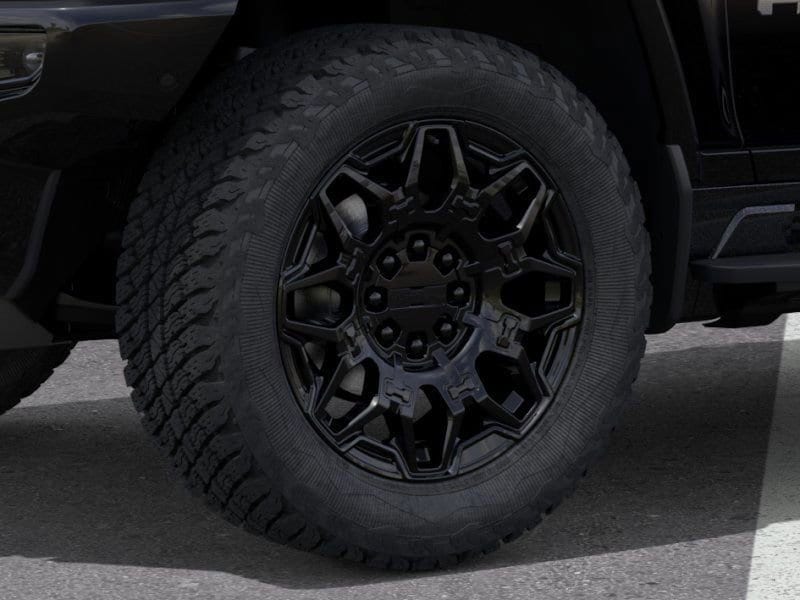 Thumbnail: 2025 GMC Hummer EV - 9