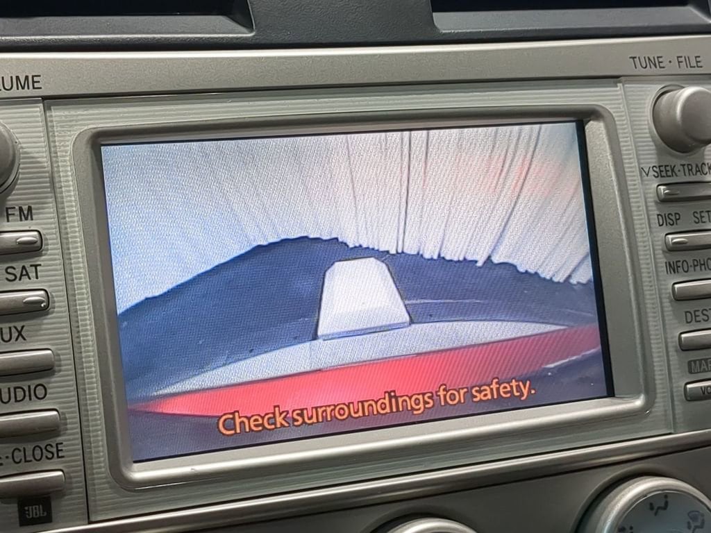 Thumbnail: 2011 Toyota Camry - 43