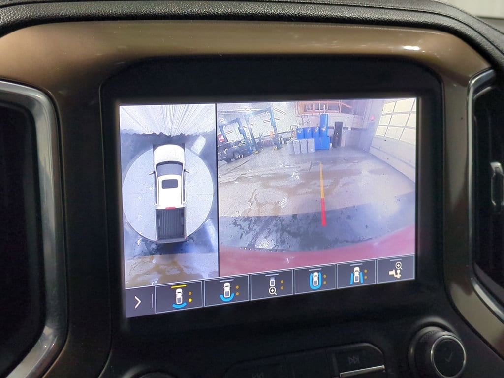 Thumbnail: 2019 Chevrolet Silverado 1500 - 36