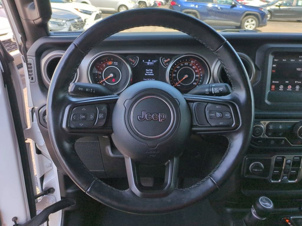 Thumbnail: 2022 Jeep Wrangler - 23