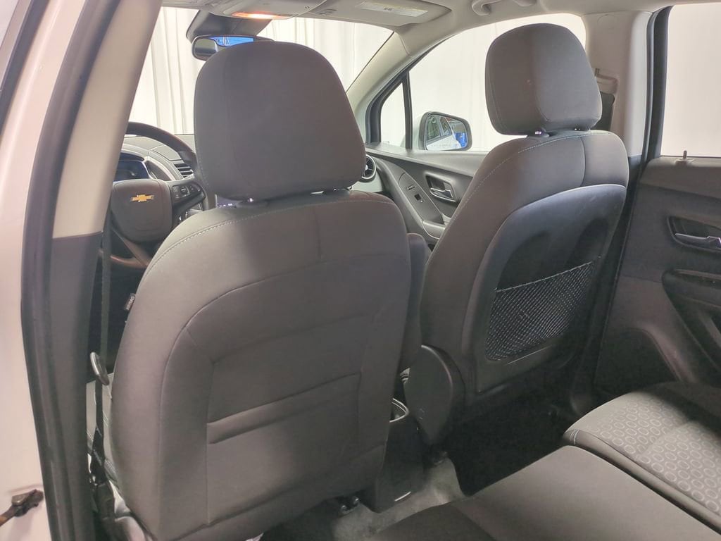 Thumbnail: 2016 Chevrolet Trax - 20