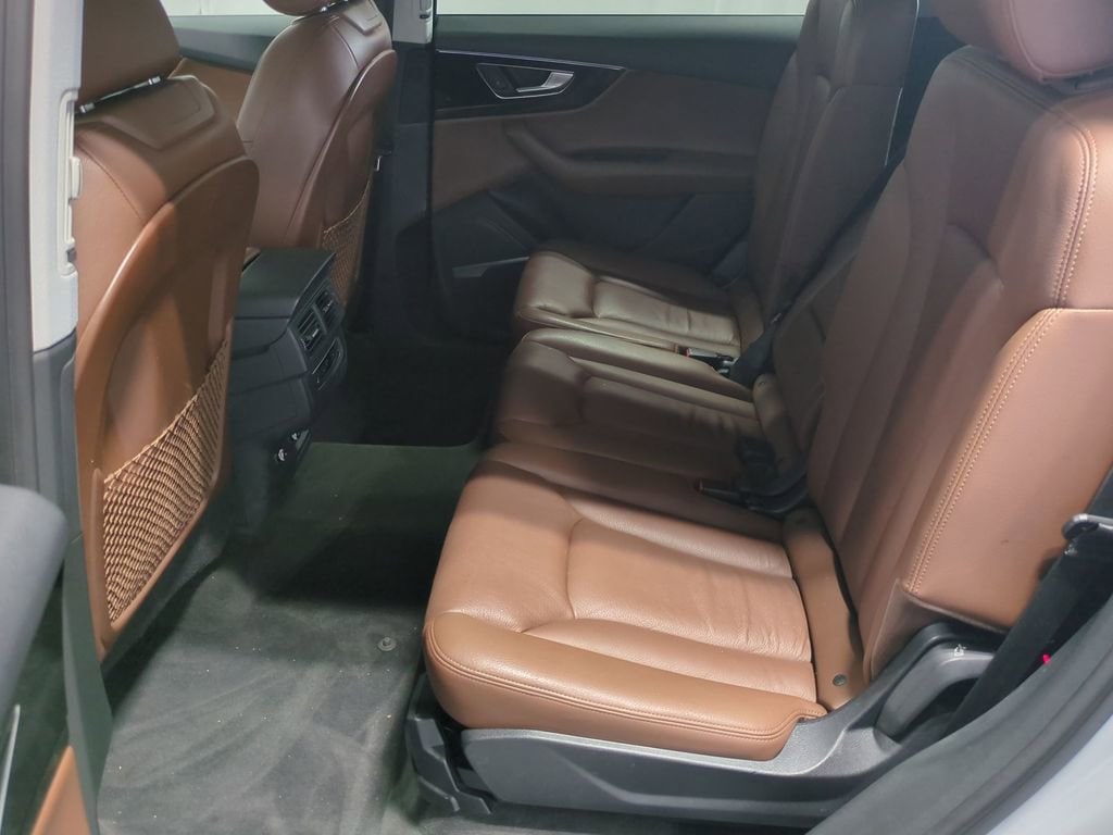 Thumbnail: 2019 Audi Q7 - 21