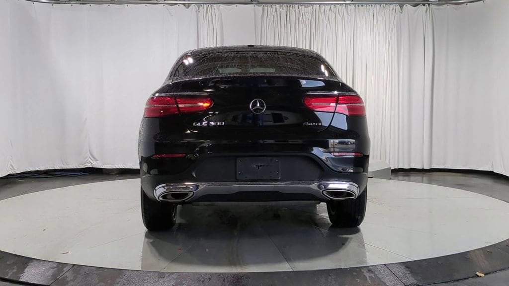 Thumbnail: 2017 Mercedes-Benz GLC - 8