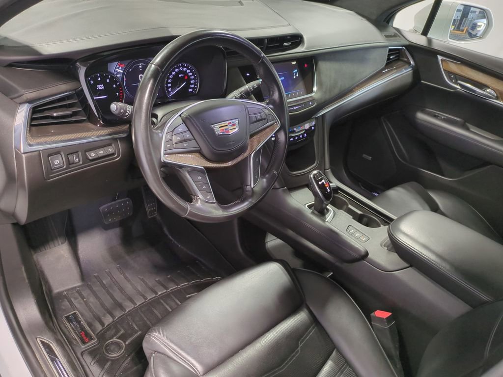 Thumbnail: 2018 Cadillac XT5 - 12
