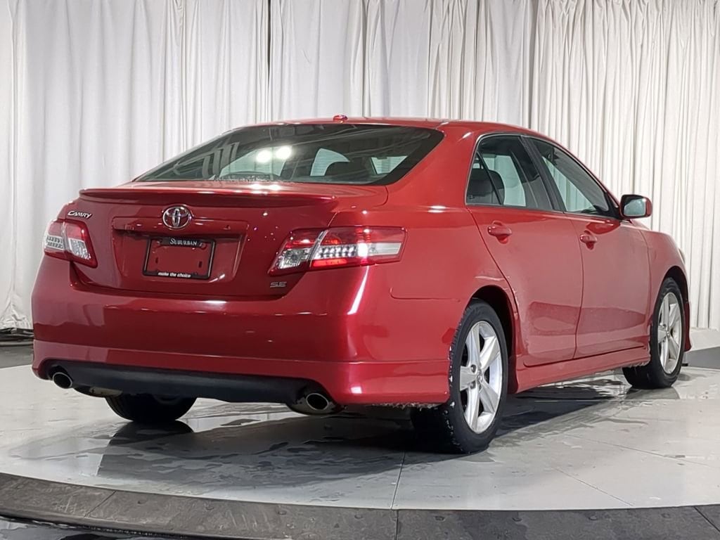 Thumbnail: 2011 Toyota Camry - 16