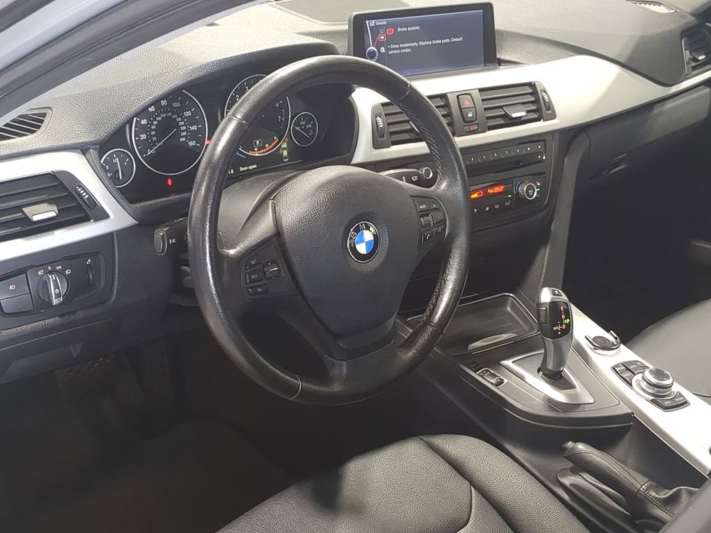 Thumbnail: 2013 BMW 3 Series - 12