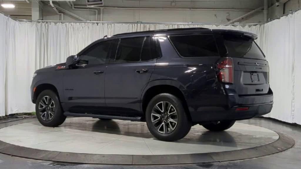 Thumbnail: 2023 Chevrolet Tahoe - 8