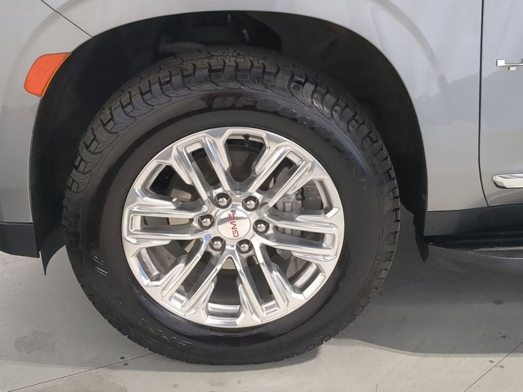 Thumbnail: 2023 GMC Yukon XL - 14