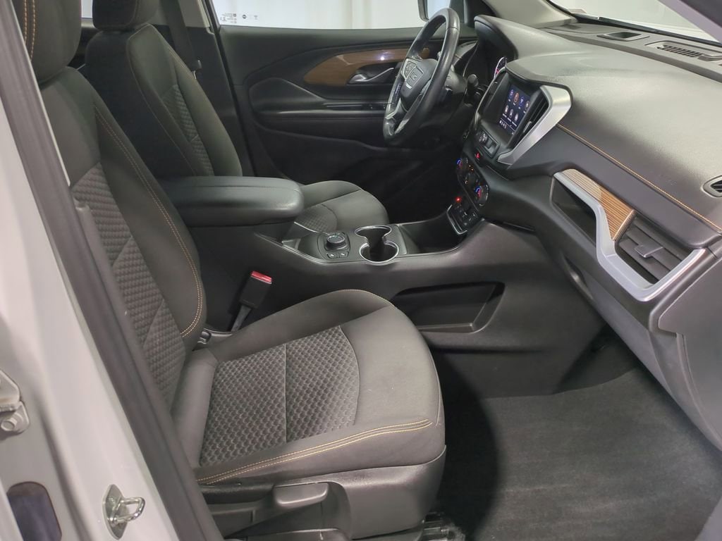 Thumbnail: 2020 GMC Terrain - 23