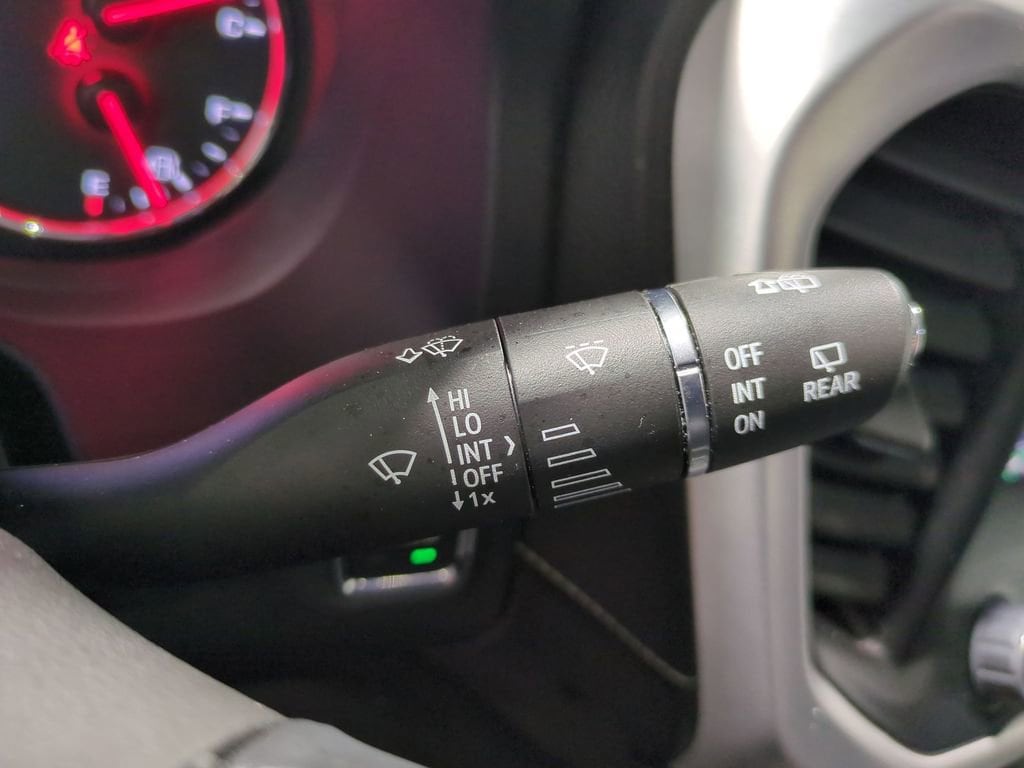 Thumbnail: 2023 GMC Acadia - 31