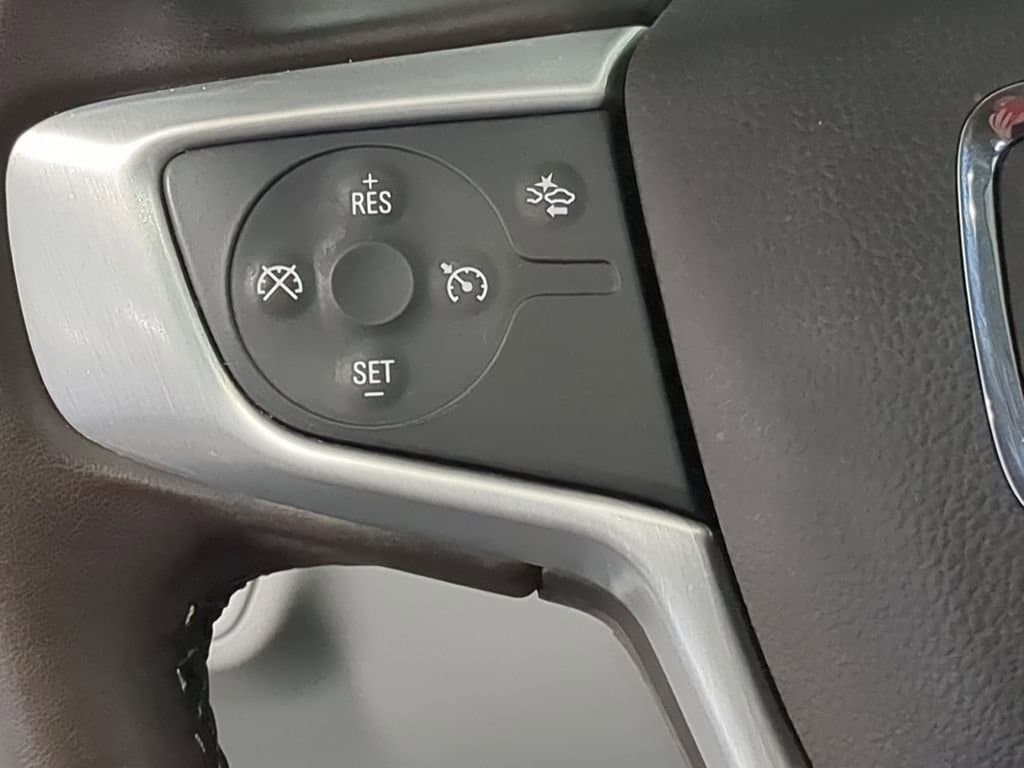 Thumbnail: 2023 GMC Acadia - 22