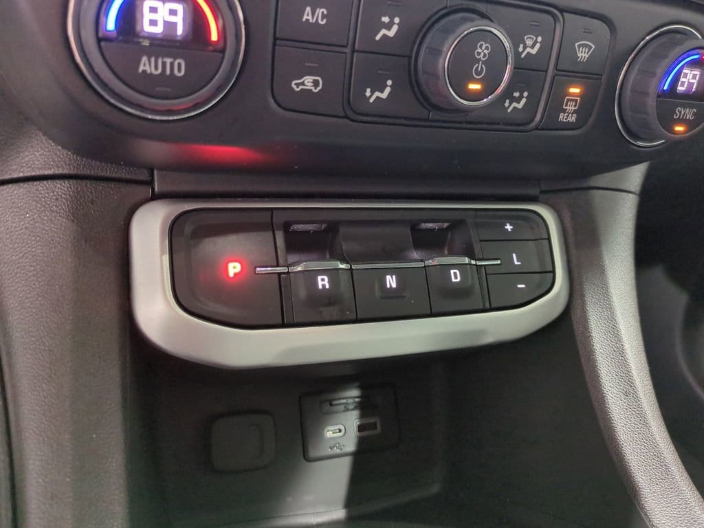 Thumbnail: 2023 GMC Acadia - 40